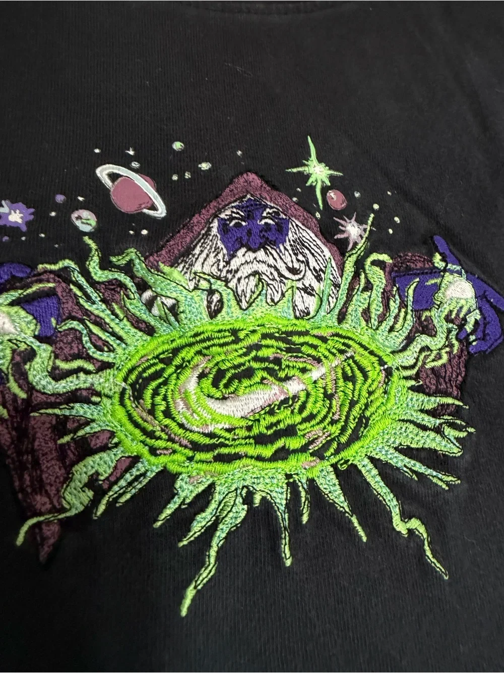 Nike Boys Graphic T-Shirt Large Sportswear Interstellar Magic Wizard Embroidered